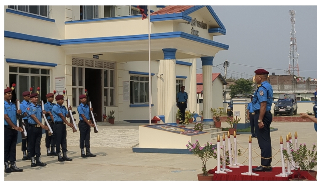 रौतहट र सर्लाहीमा डिआईजी चतुर्वेदीको निरीक्षण: तस्करी र आपराधिक क्रियाकलाप नियन्त्रणमा कडाइको निर्देशन