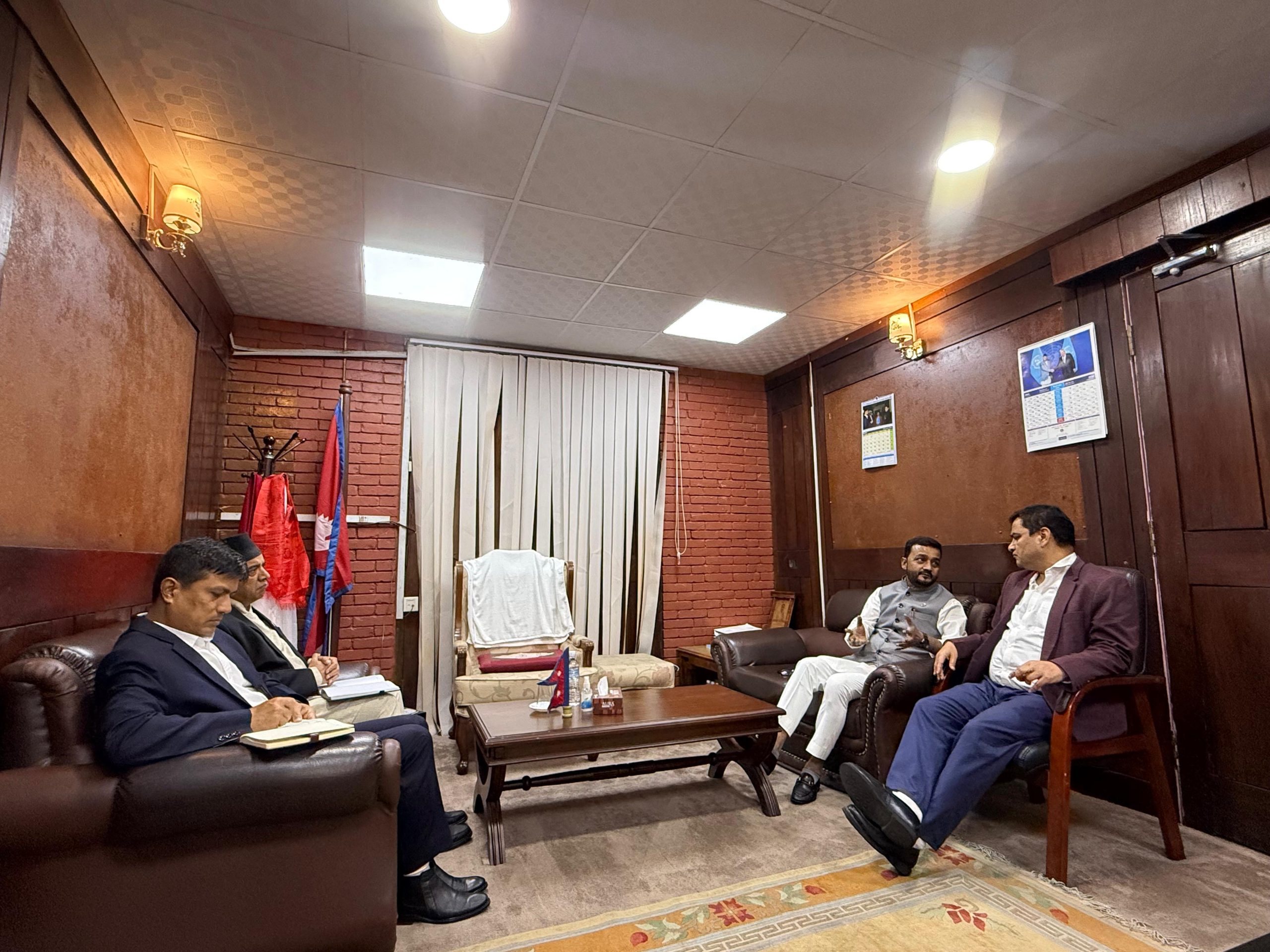 खानेपानीमन्त्री यादव र स्वास्थमन्त्री पौडेलवीच छलफल, हैजा प्रभावित क्षेत्रमा तत्काल जनशक्ति थप्ने सहमति