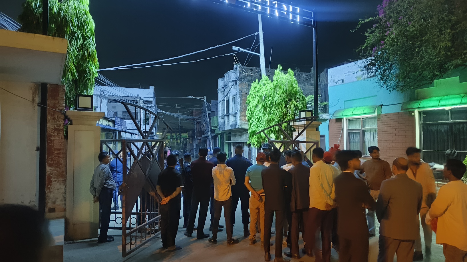 भिस्वा होटेलमा तेस्रो लिङ्गी समूहको उपद्रव: वैवाहिक समारोह नै भाडिने स्थिति, प्रहरीद्वारा नियन्त्रण